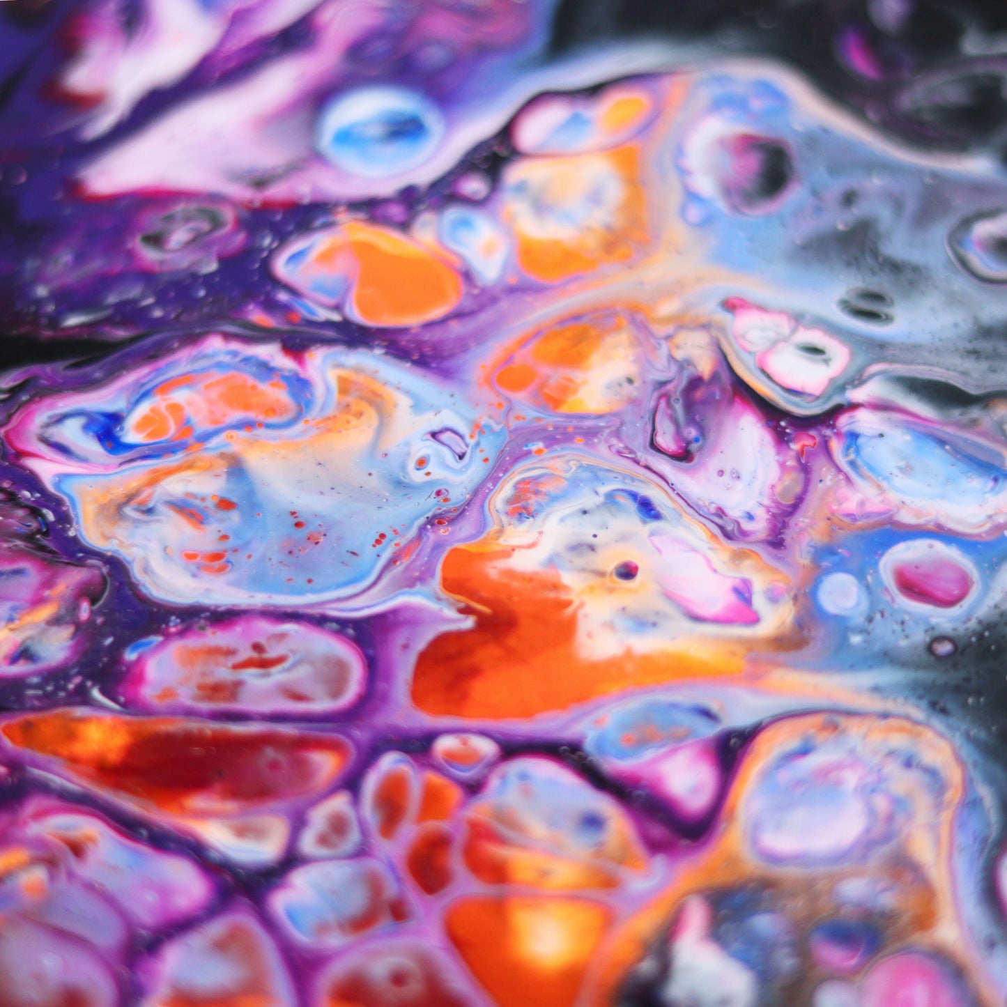 40×40 cm - Black hole sun