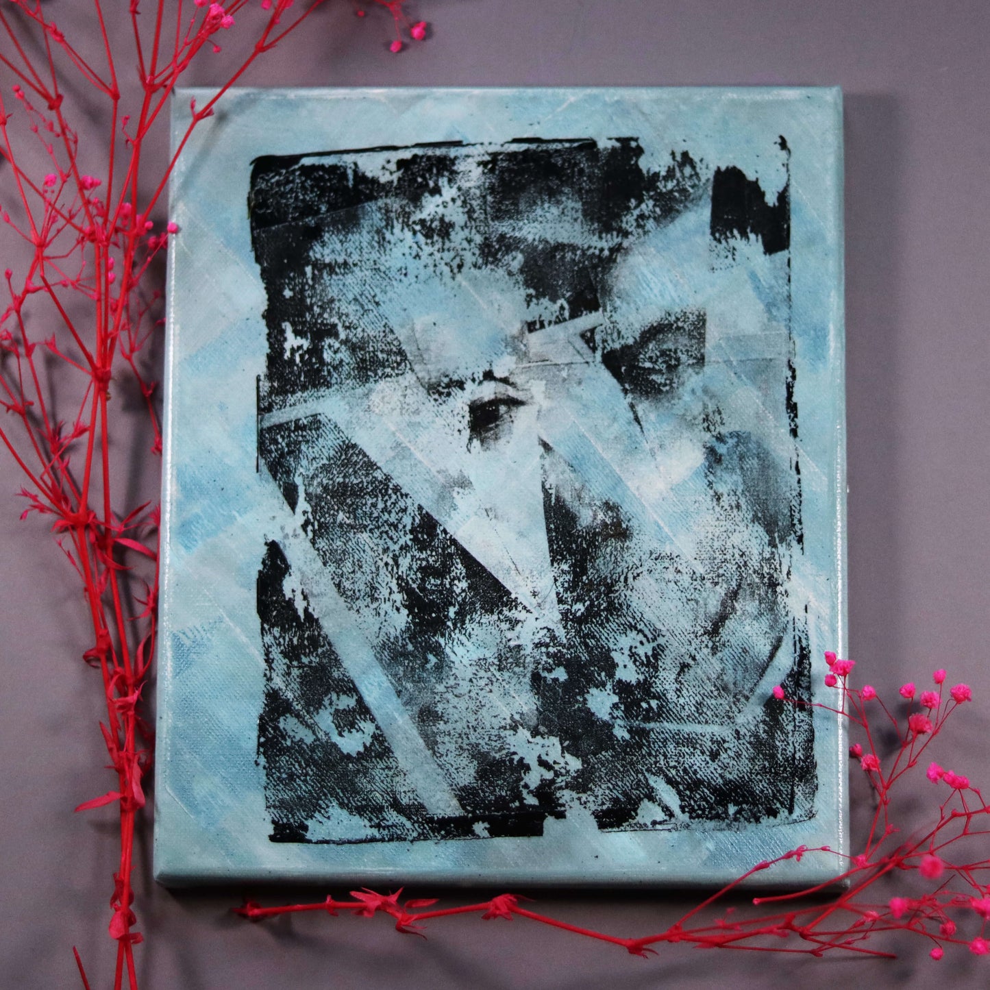 30×25 cm - Eye contact