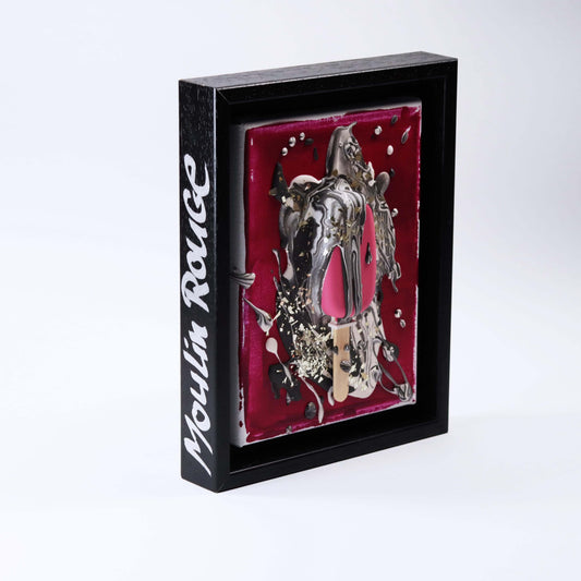 "Moulin Rouge" im Schattenfugenrahmen