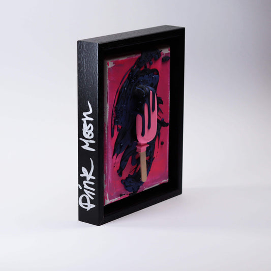 "Pink Moon" im Schattenfugenrahmen