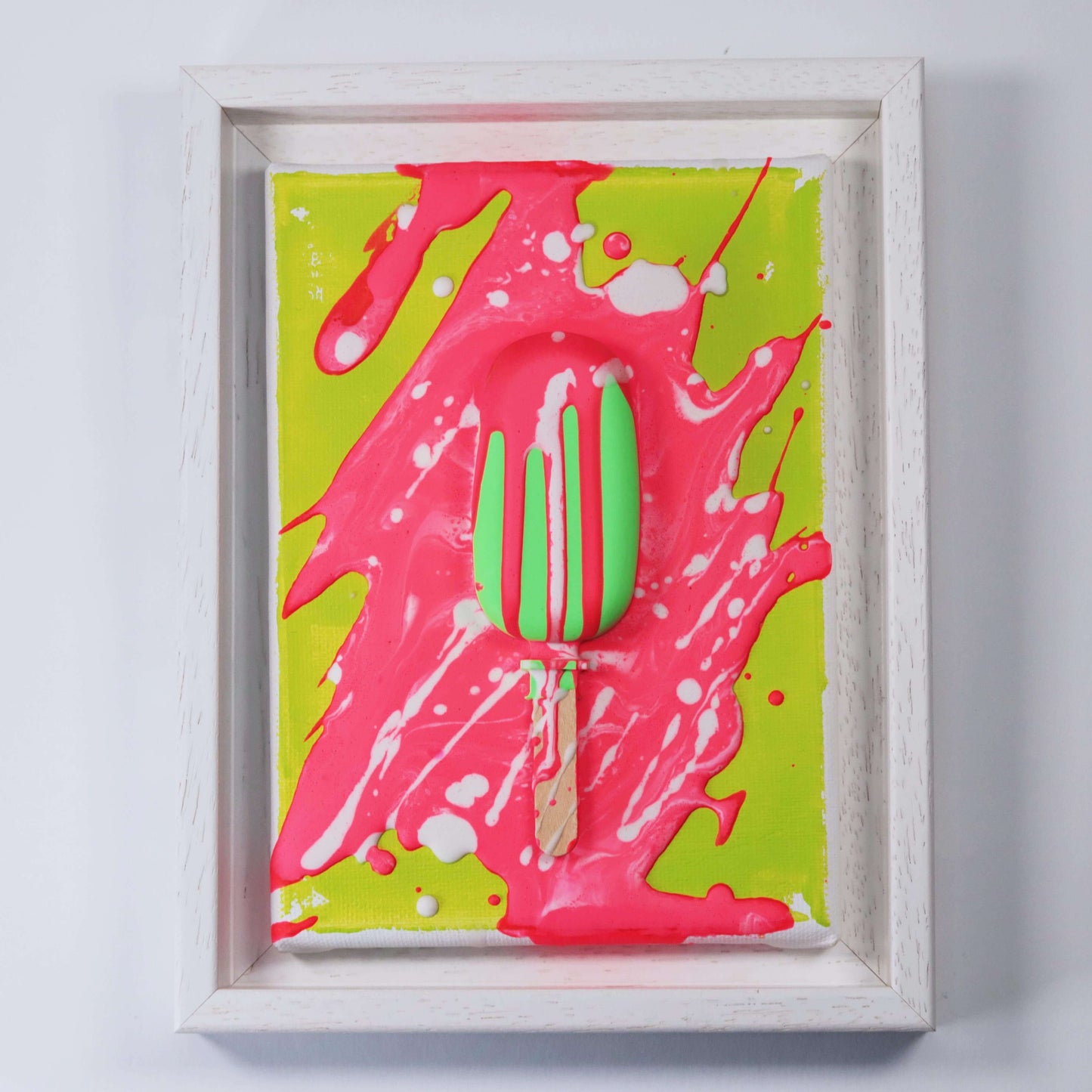 "Apple of Eden" im Schattenfugenrahmen