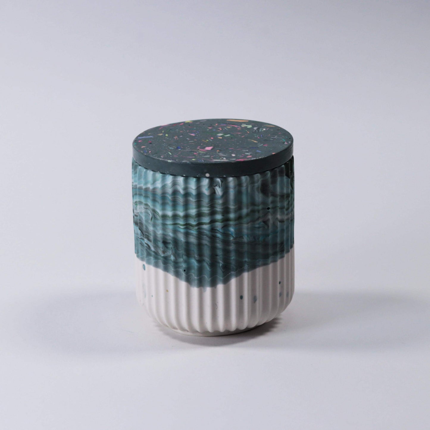 Dose geriffelt schmal