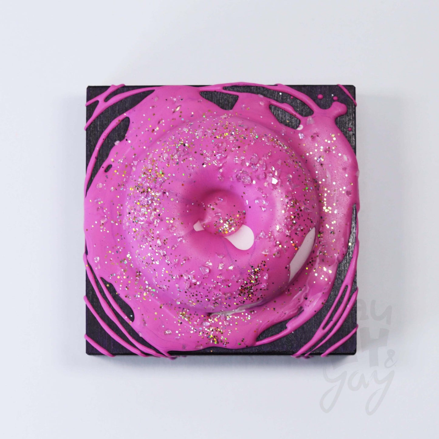 10×10×5,5 DonART magenta midnight auf Massivholz
