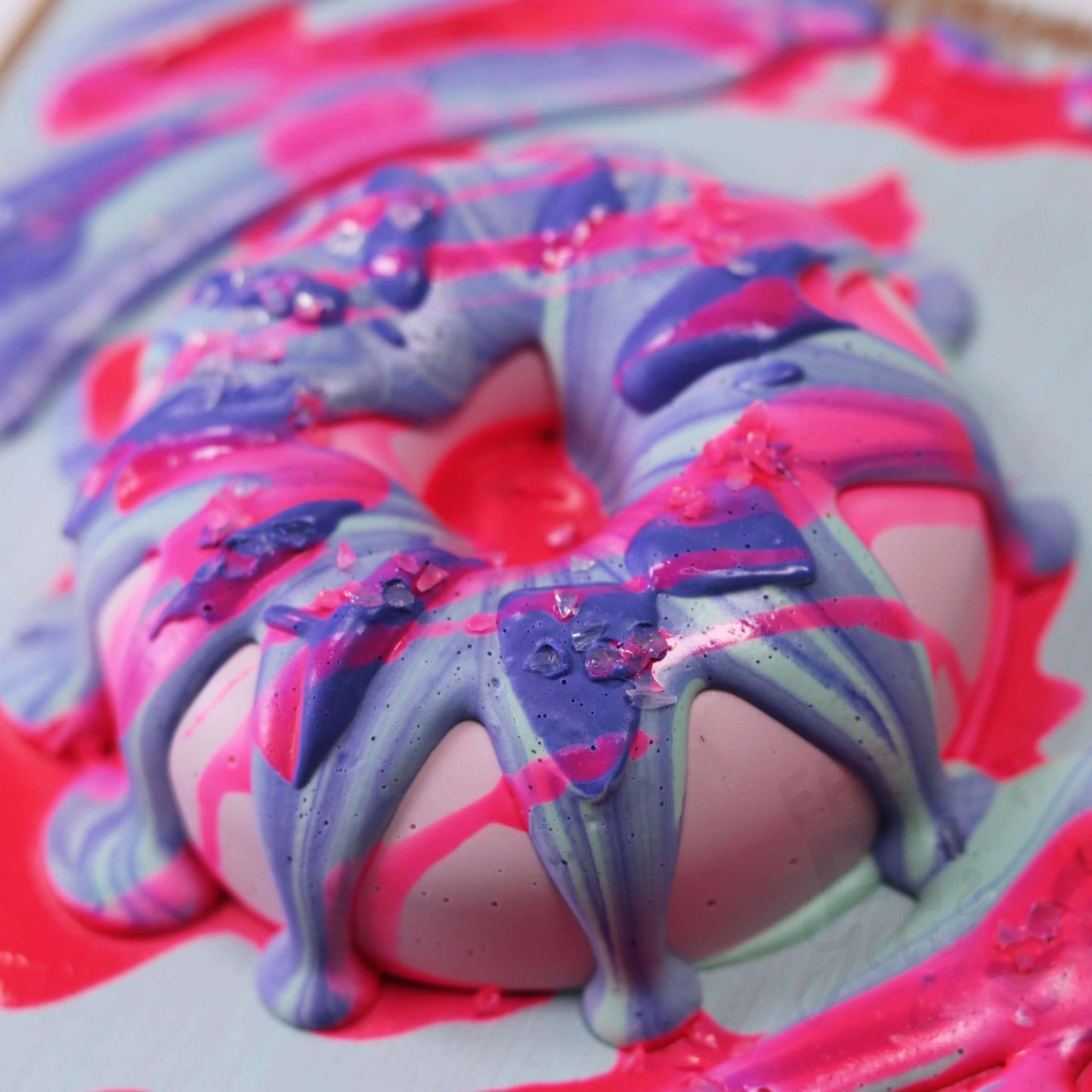 15×15×6 DonART lila blau Massivholz