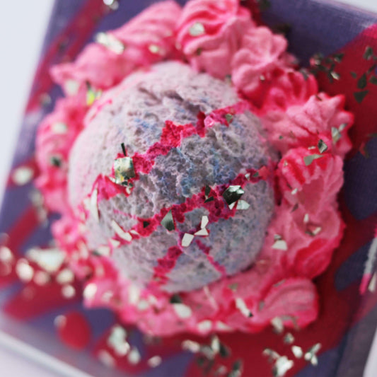 1 Kugel Eis Lavendel Himbeere 10×10×5