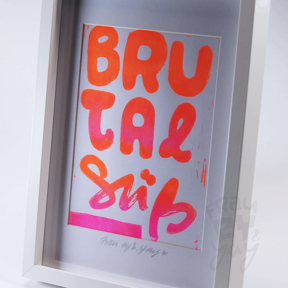 Linoldruck "Brutal Süß" gerahmt, Schriftzug orange pink
