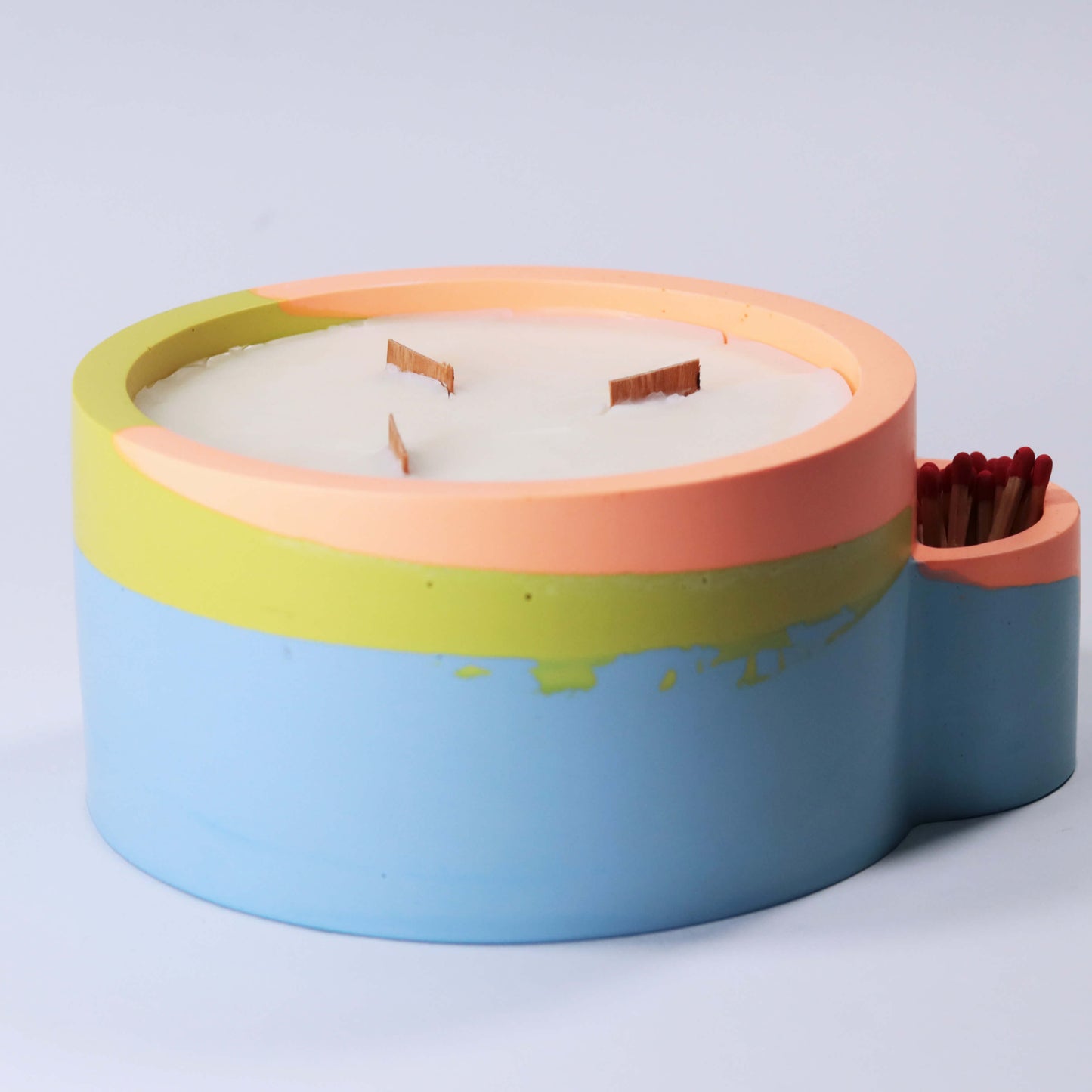 XL-Kerze mit Streichholzhalterung